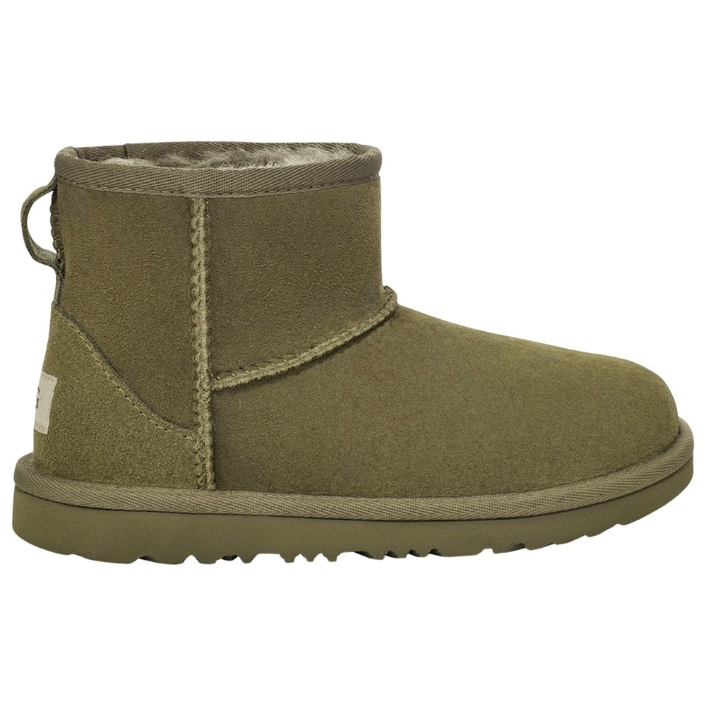 UGG Classic Mini II in Olive Size Youth 5 / Women’s 7